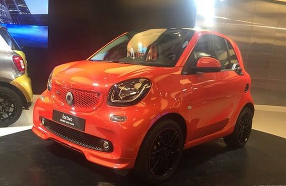 新款SmartBRABUS：茫茫人海中 只有你,獨(dú)一無(wú)二。-鋒巢網(wǎng)