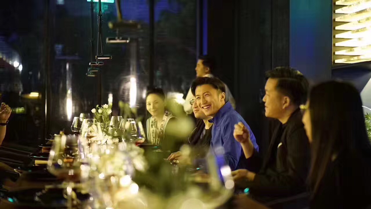 廚師謝霆鋒,網(wǎng)易丁磊,外婆家吳國平這是在密謀新事業(yè)?-鋒巢網(wǎng)