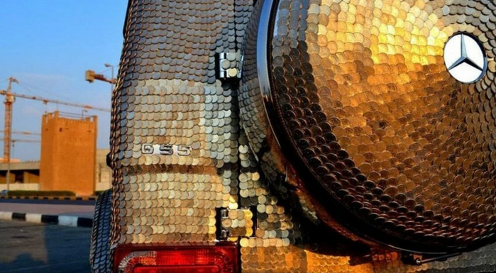 迪拜：有錢沒地兒花 豪車金錢玩命造-鋒巢網