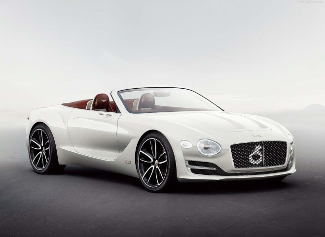 業界“神車”賓利EXP12Speed6e電動概念車 亮相上海車展-鋒巢網