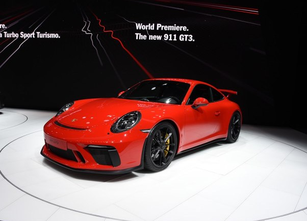 保時捷新911 GT3“地獄”跑出7分12秒07圈速 嚇煞眾人-鋒巢網(wǎng)