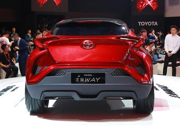 “豐巢”汽車由蜂巢報道,國產版一汽豐田C-HR“奕澤”公布-鋒巢網