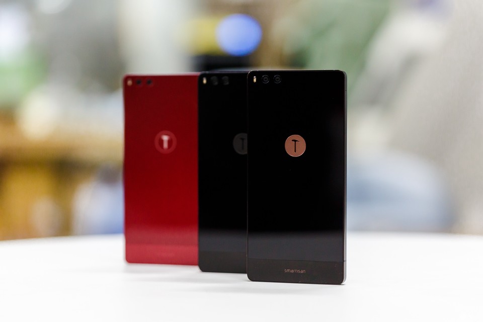 這次顏值逆天了 堅(jiān)果Pro全配色真機(jī)圖賞-鋒巢網(wǎng)