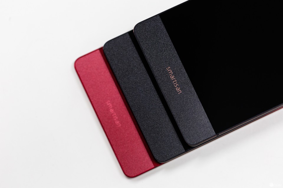 這次顏值逆天了 堅(jiān)果Pro全配色真機(jī)圖賞-鋒巢網(wǎng)