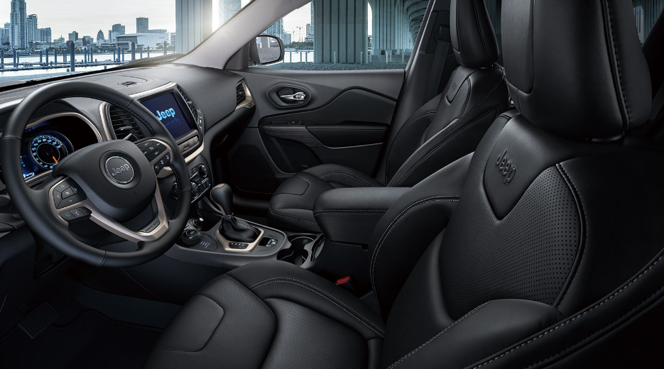 2017全新Jeep自由光 優越上市；與它一起看世界-鋒巢網