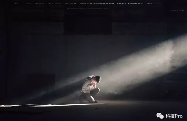 創業蜂巢TMT：激進，是一團難以撲滅的火-鋒巢網