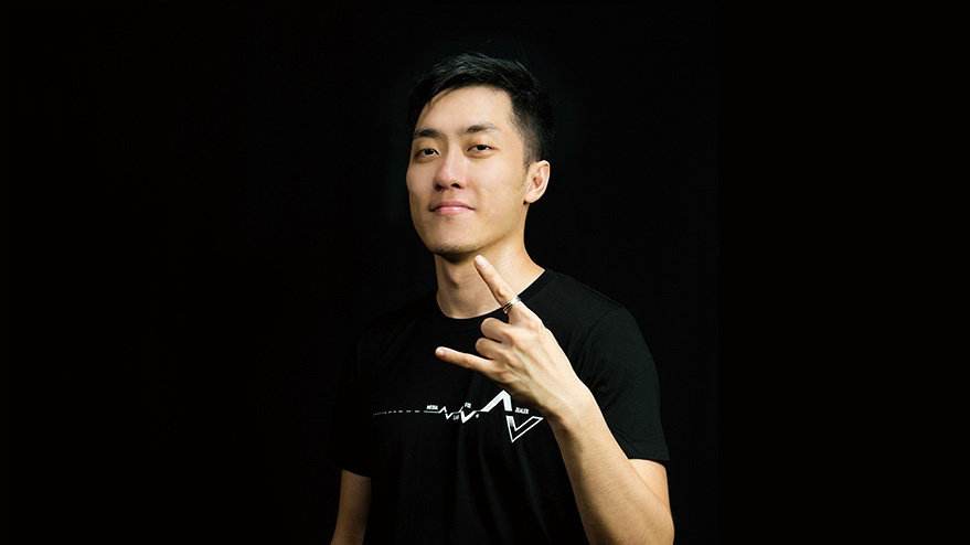 過氣網紅王自如反思:這個時代沒有聰明人,只有年輕人-鋒巢網