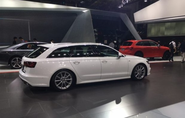 旅行版奧迪A6 Avant于2017深港澳車展 國內(nèi)首發(fā)-鋒巢網(wǎng)