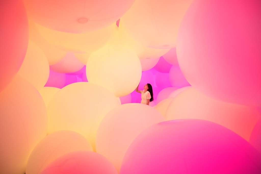 teamLab全新進化型互動式展覽：于新加坡登場-鋒巢網