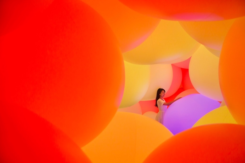 teamLab全新進化型互動式展覽：于新加坡登場-鋒巢網