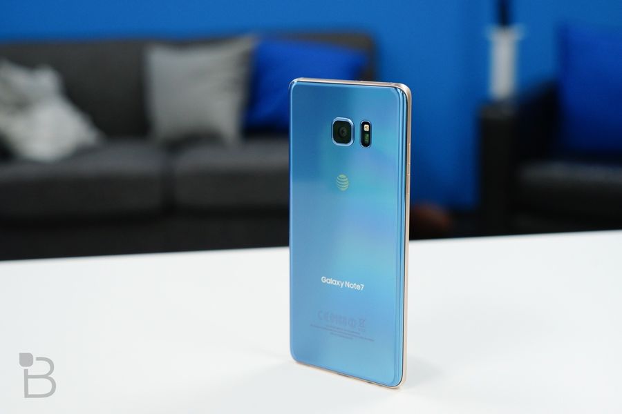 延續經典 三星將在美國推出藍色版Galaxy S8/S8+-鋒巢網