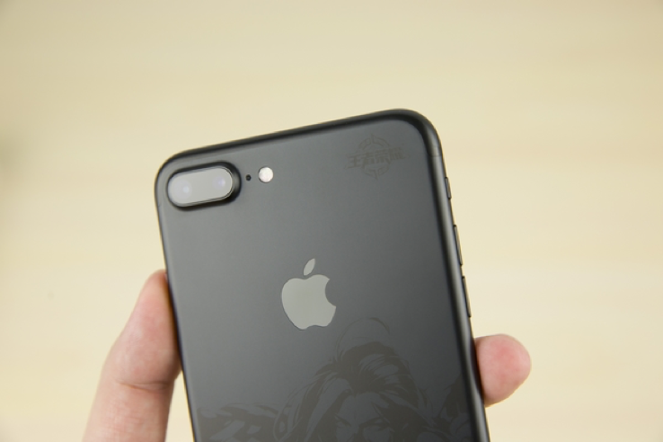 國民游戲+國民手機 iPhone7 Plus王者榮耀定制版圖賞-鋒巢網(wǎng)
