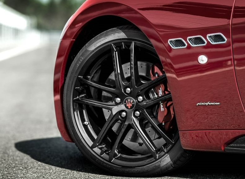 全球限400輛:瑪莎拉蒂GranTurismo周年特別版發售-鋒巢網