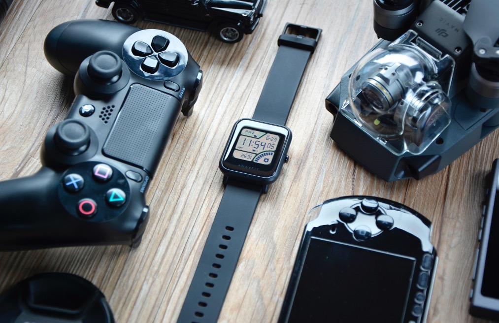 華米米動手表青春版亮相:399元的一臂之力更具型格-鋒巢網