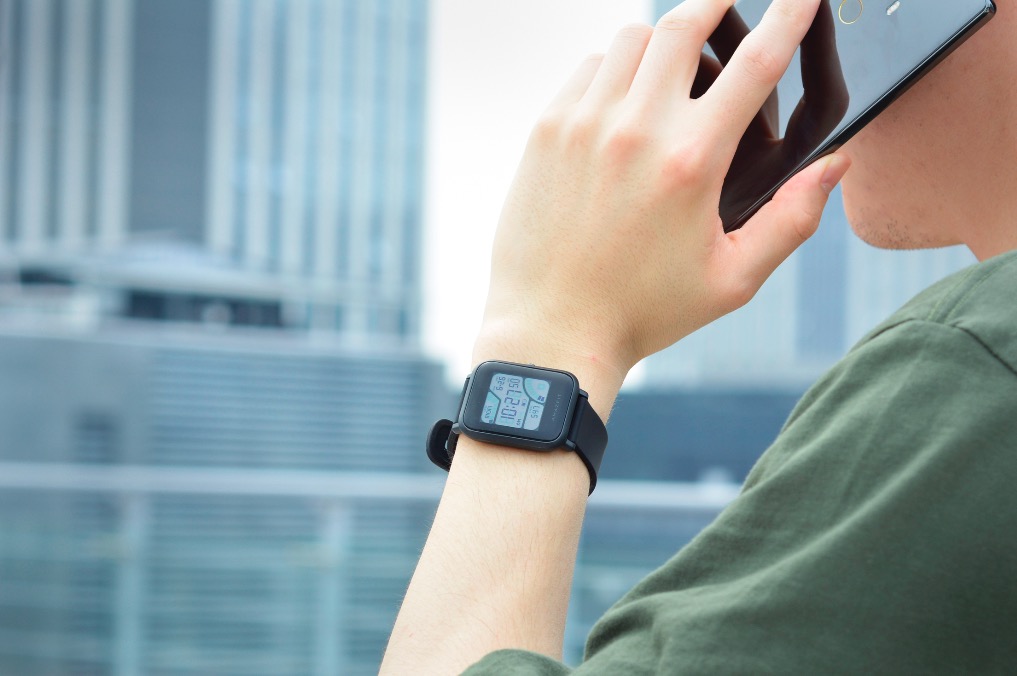 華米米動手表青春版亮相:399元的一臂之力更具型格-鋒巢網