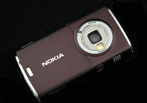 老粉絲們的召喚成真：諾基亞將與蔡司攜手開發(fā)AR攝像頭-鋒巢網(wǎng)