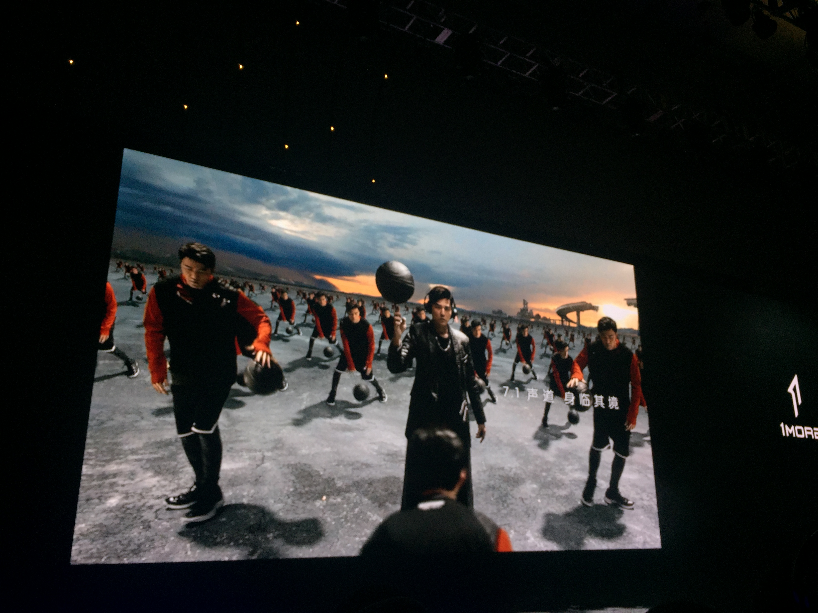 鋒巢網(wǎng)直播：周杰倫我的1MORE時(shí)代·為電競(jìng)而聲發(fā)布會(huì)直播-鋒巢網(wǎng)