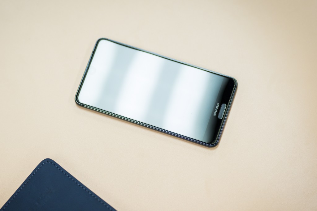 全面屏鼻祖歸來:夏普新旗艦AQUOS S2正式發(fā)布-鋒巢網(wǎng)