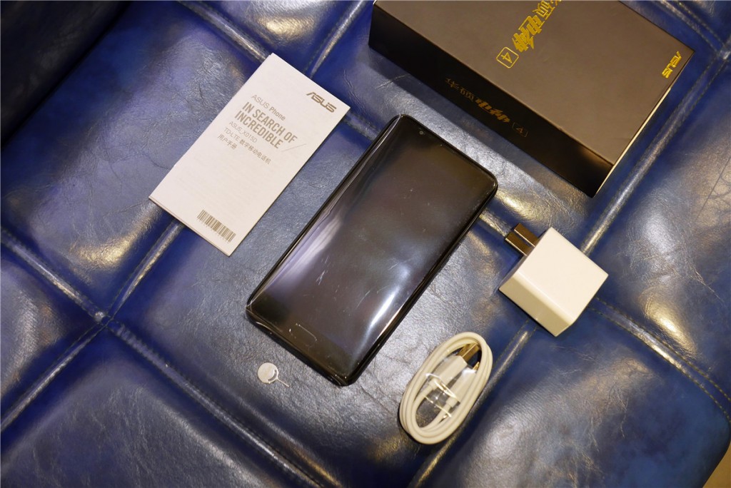 5000mAh大容量電池+雙鏡頭設計 華碩電神4評測-鋒巢網