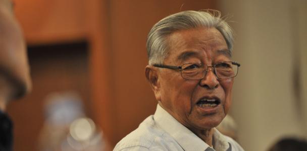 褚時健被傳去世震驚 褚橙莊園朋友圈回應均是謠言-鋒巢網