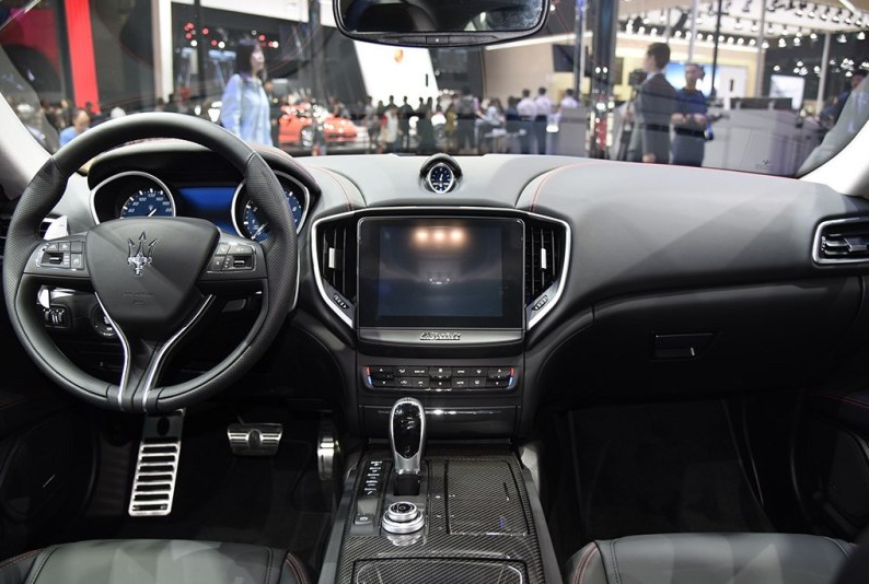 颶風Ghibli正式開售，這樣的瑪莎拉蒂你能Hold住嗎？-鋒巢網