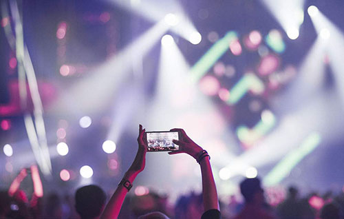 Alexa接入音樂App中，會拯救其尷尬的局面嗎？-鋒巢網(wǎng)