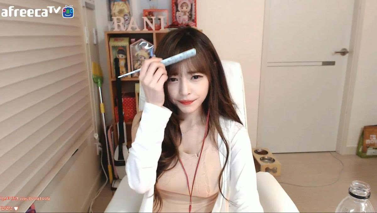 瞬時播放熱劇成盜版新姿勢，網絡直播此刻已無技可炫？-鋒巢網