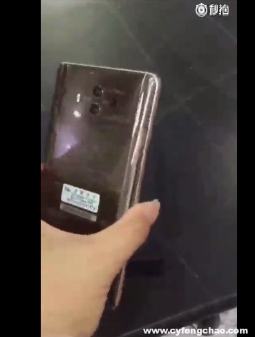 華為Mate 10/Pro真機與包裝盒曝光:保時捷版售價或近1萬-鋒巢網