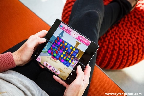 魅族的“智窗”失敗了，中興的折疊屏幕能成功嗎？-鋒巢網