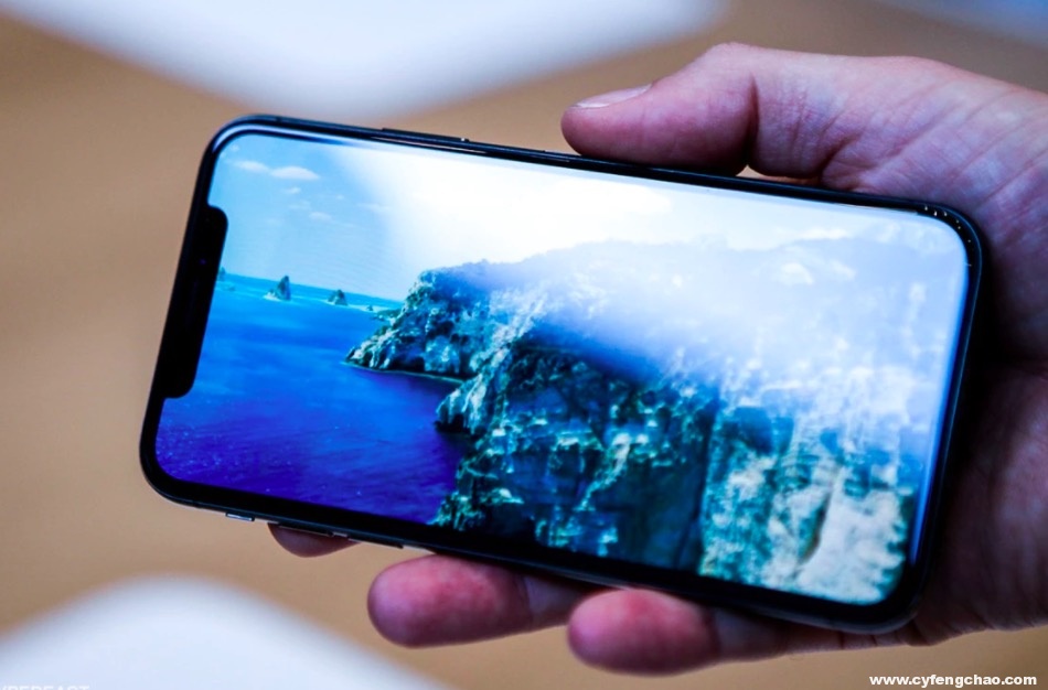 超難搶？iPhone X首發(fā)備貨量不足300萬(wàn)臺(tái)-鋒巢網(wǎng)