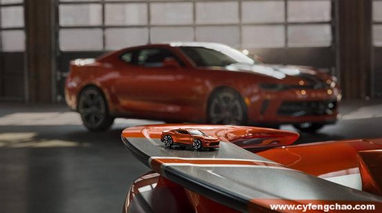 雪佛蘭科邁羅腳踏“風火輪”，將兒時夢想變為現實-鋒巢網