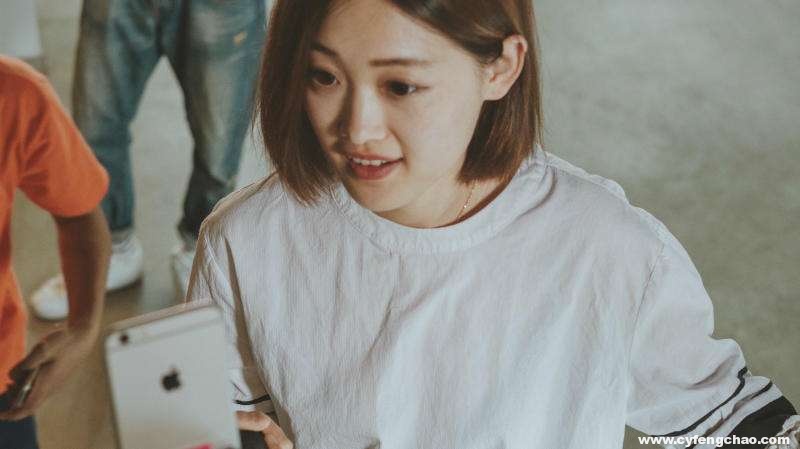 透過“映像絲路”看映客“新娛樂” 直播行業(yè)將迎來關(guān)鍵拐點(diǎn)？-鋒巢網(wǎng)