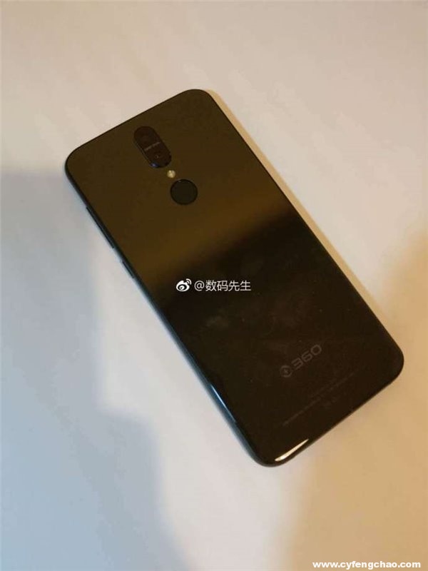 360首款全面屏手機也來了 搭載雙攝+全面屏依然主打性價比-鋒巢網(wǎng)