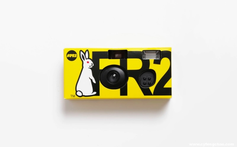 Fxxking Rabbits 推出定制 Fujifilm 一次性相機-鋒巢網