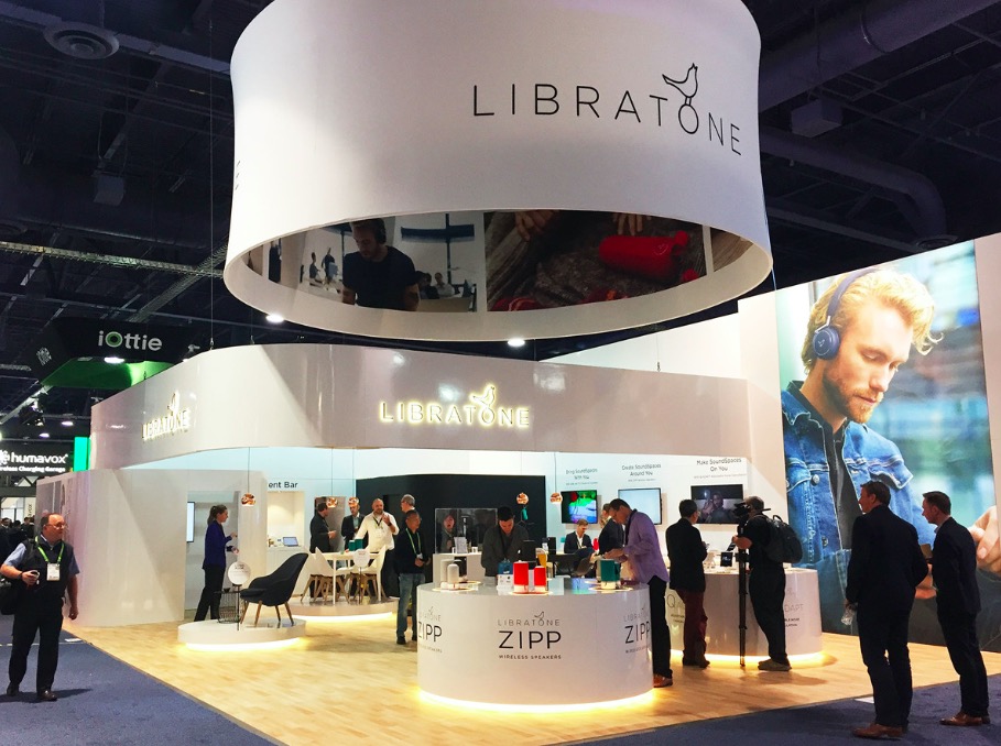 完美匹配都市人群:輕盈自由,小鳥音響新品耳塞亮相CES-鋒巢網(wǎng)