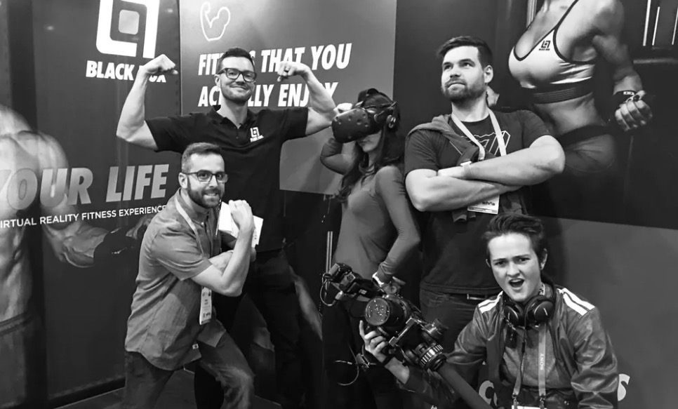 日以繼夜：這是一組CES 2018幕后工作人員的鏡頭-鋒巢網