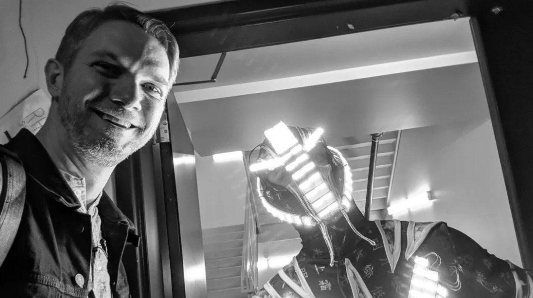 日以繼夜：這是一組CES 2018幕后工作人員的鏡頭-鋒巢網