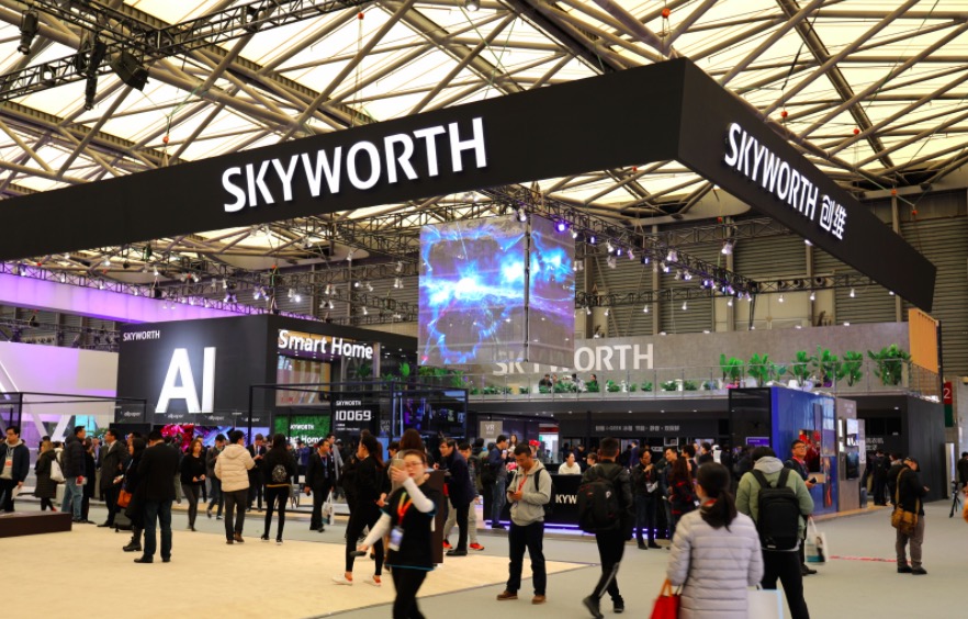 OLED電視全球三強代表中韓日對決,AWE2018創維大手筆展示冠軍實力-鋒巢網