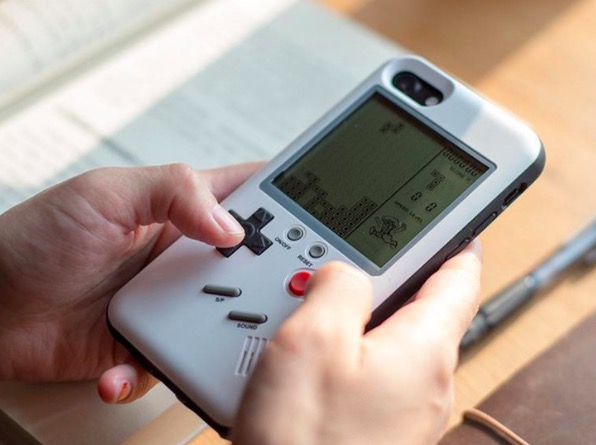 Wanle Cases手機殼讓 iPhone 搖變Game Boy游戲機-鋒巢網