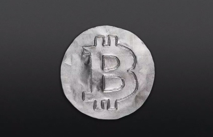 推特關閉比特幣賬戶，引發用戶抱怨-鋒巢網