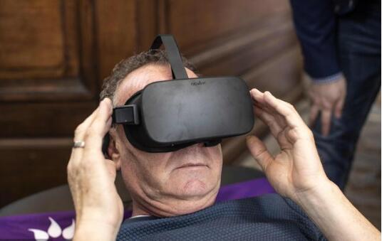 荷蘭推出3D打印“自殺膠囊機”幫助人們決定自己死亡時間-鋒巢網