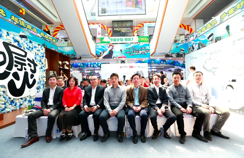 首創免熨干衣機，小天鵝黑科技創新升級-鋒巢網