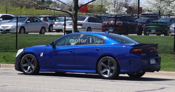 道奇:讓我去做你的貓——強(qiáng)推Charger SRT Hellcat-鋒巢網(wǎng)