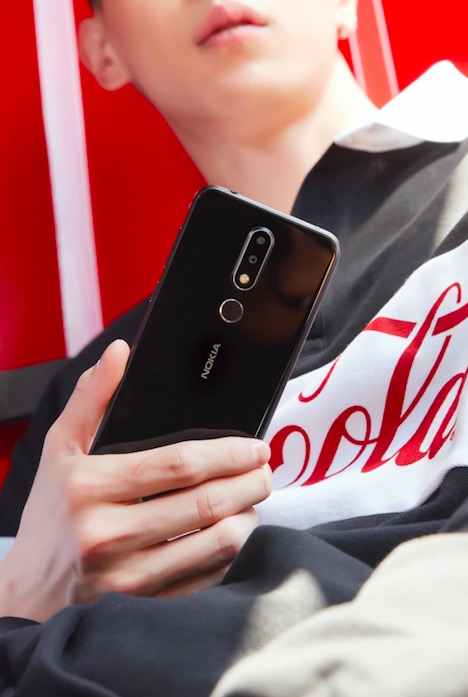 諾基亞發布“零負擔”智能手機Nokia X6:出色實力,顏控全場-鋒巢網