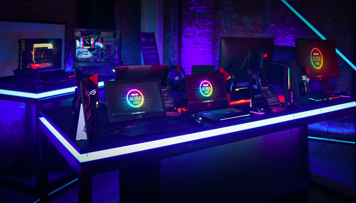 專為FPS和MOBA打造:華碩發(fā)布ROG槍神II和ROG魔霸II電游筆記本-鋒巢網(wǎng)