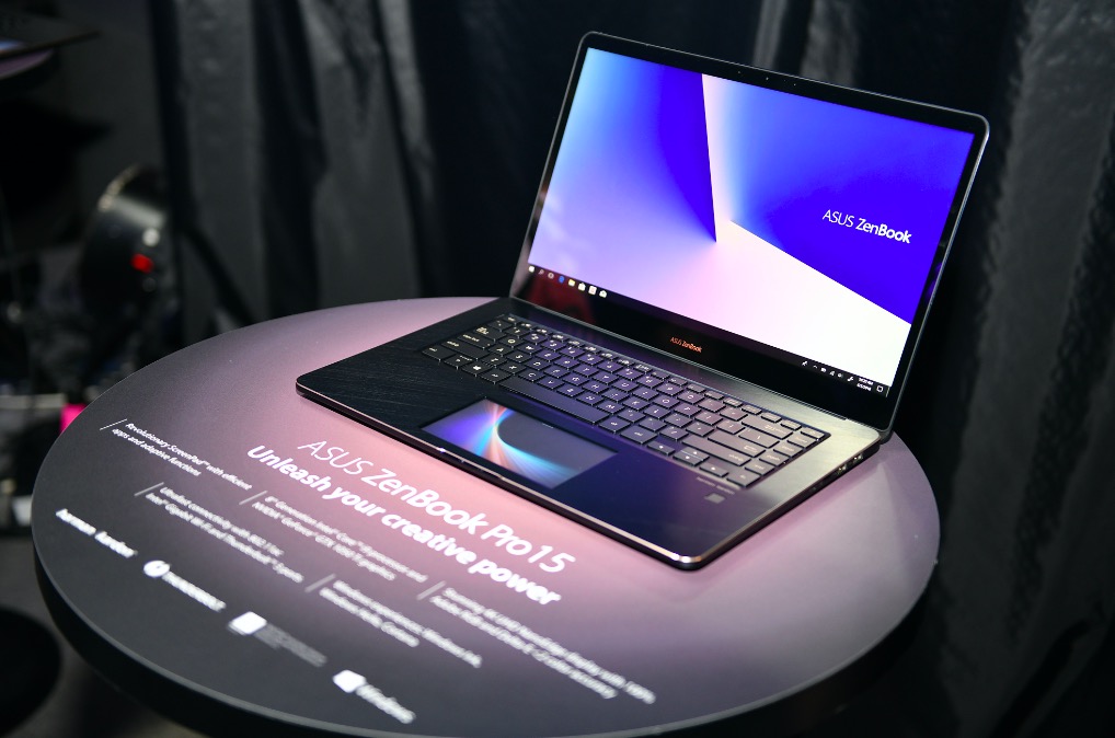 靈耀X領(lǐng)銜 華碩斬獲17項(xiàng)COMPUTEX 2018大獎(jiǎng)!-鋒巢網(wǎng)