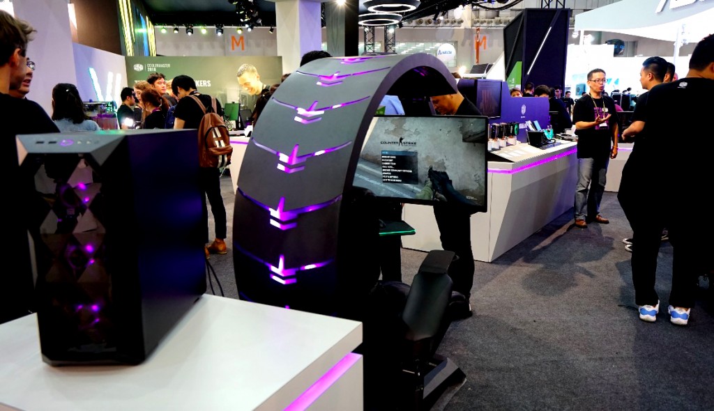 鋒巢網圖文直播| 帶你橫掃2018臺北電腦展-鋒巢網