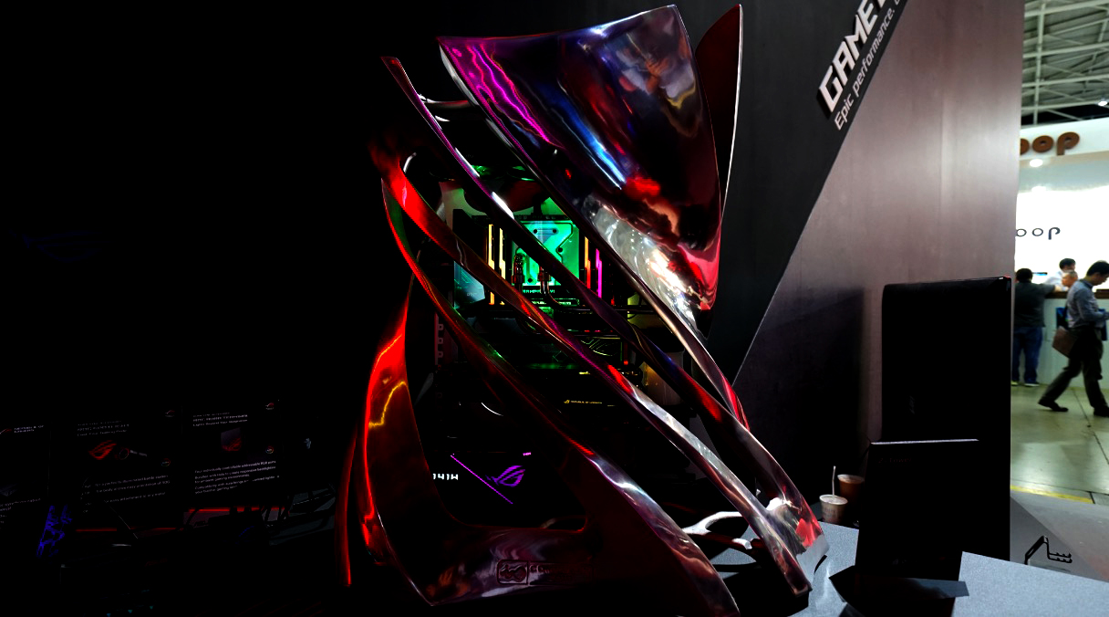 鋒巢網(wǎng)直播| 2018臺(tái)北電腦展：只為勇者而生 華碩ROG&靈耀X新品發(fā)布會(huì)直播-鋒巢網(wǎng)