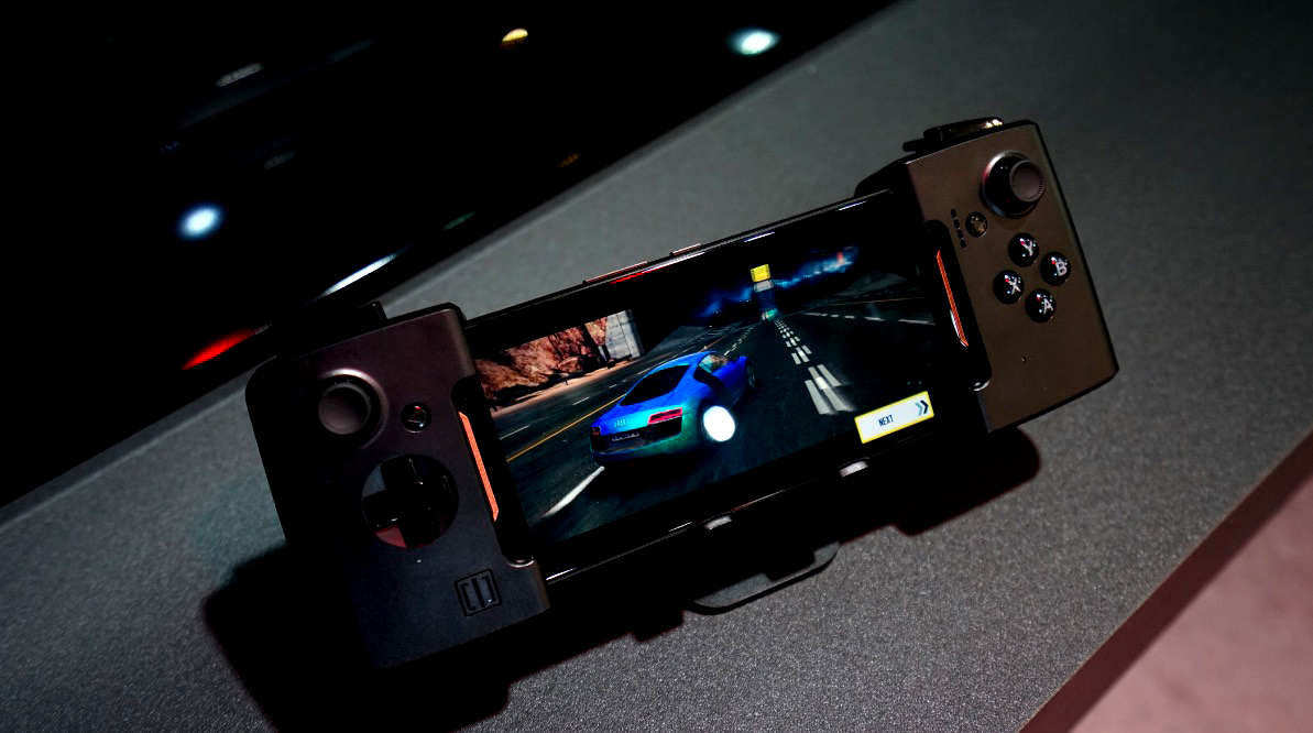 鋒巢網(wǎng)直播| 2018臺(tái)北電腦展：只為勇者而生 華碩ROG&靈耀X新品發(fā)布會(huì)直播-鋒巢網(wǎng)