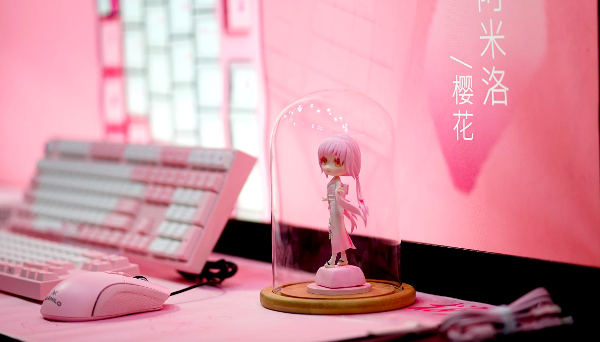 鋒巢網(wǎng)直播| 2018臺(tái)北電腦展：只為勇者而生 華碩ROG&靈耀X新品發(fā)布會(huì)直播-鋒巢網(wǎng)